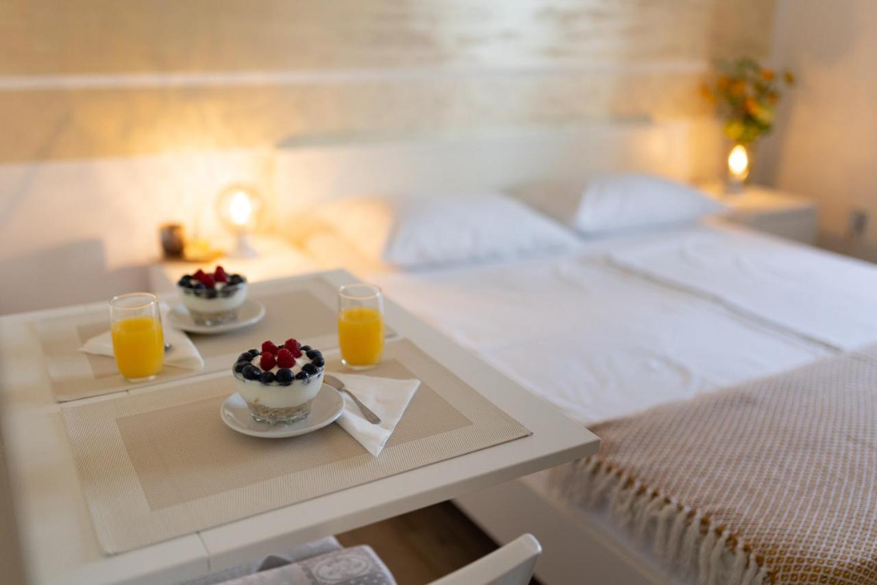 Apartments And Rooms Kod Keti Малинська Екстер'єр фото