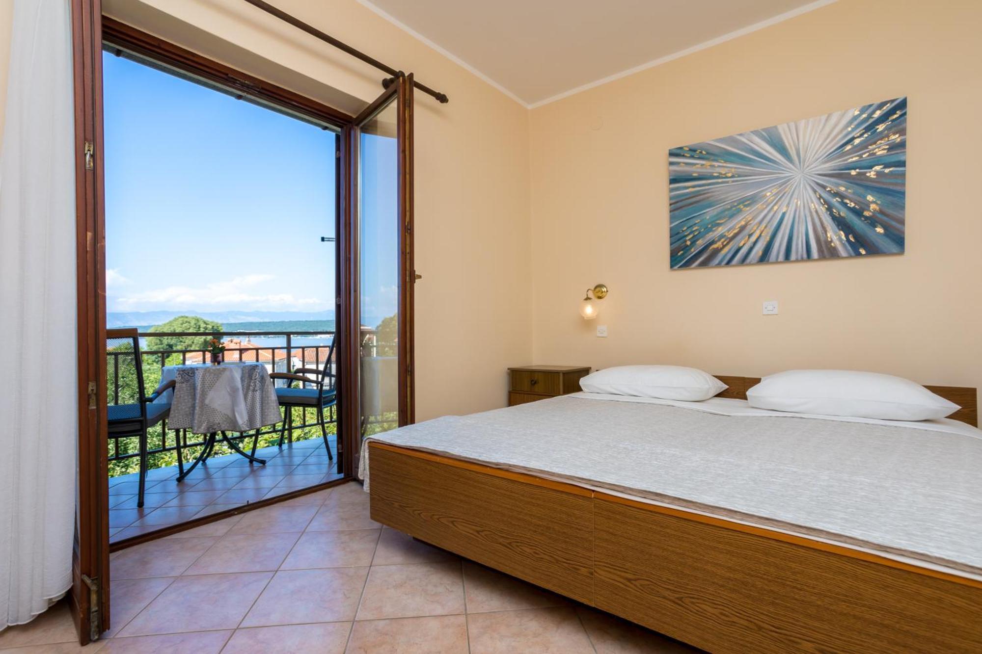 Apartments And Rooms Kod Keti Малинська Екстер'єр фото