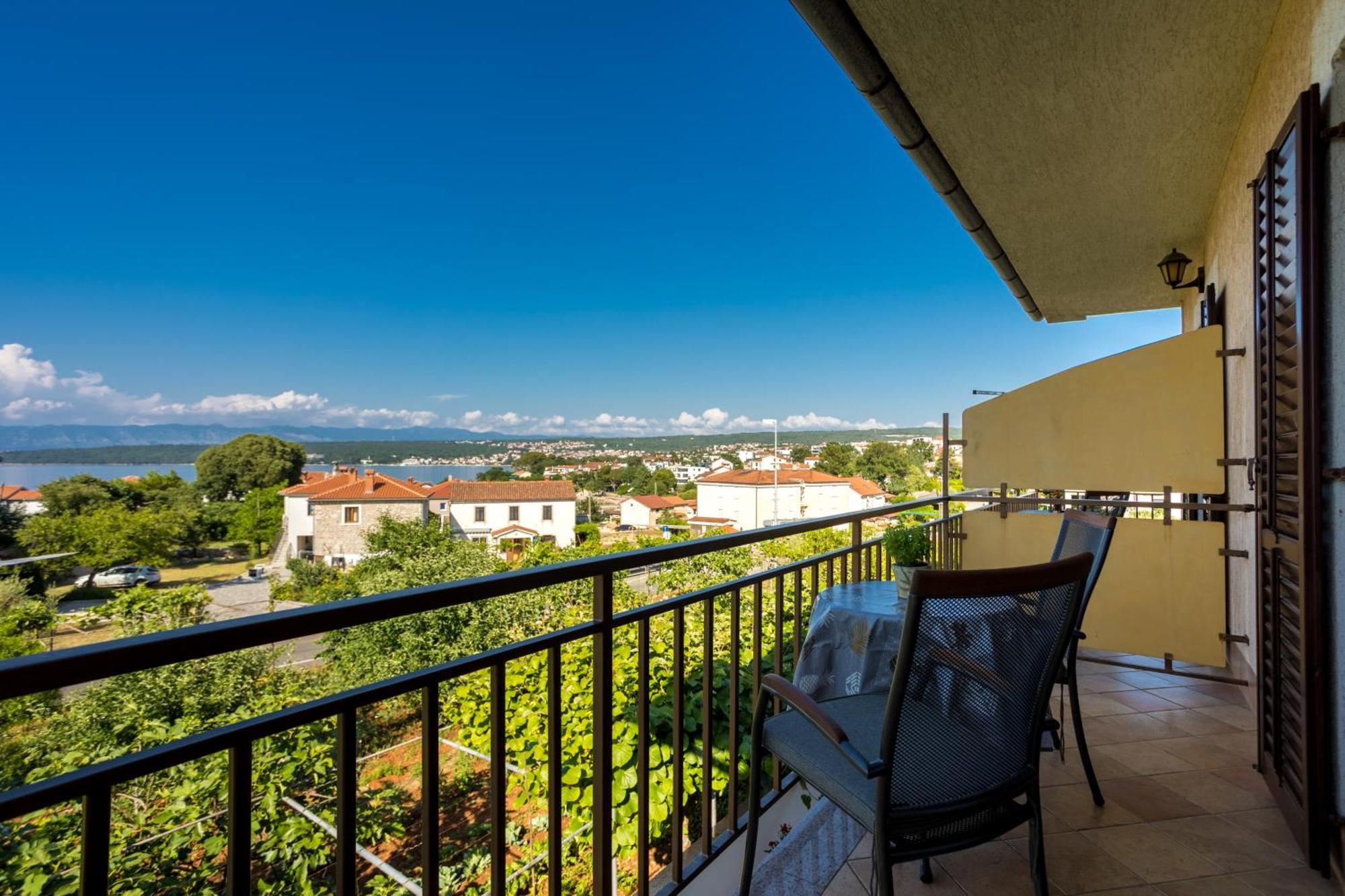 Apartments And Rooms Kod Keti Малинська Екстер'єр фото
